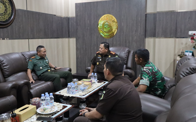 Bangun Harmonisasi Forkopimda, Dandim 0320 Dumai Sambangi Kejari Dumai