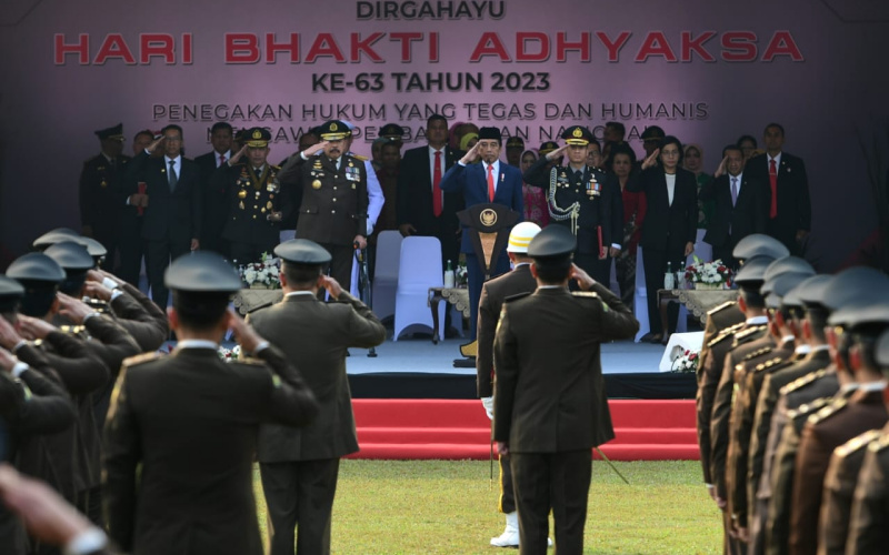 Presiden Jokowi Pimpin Upacara Hari Bhakti Adhyaksa ke 63