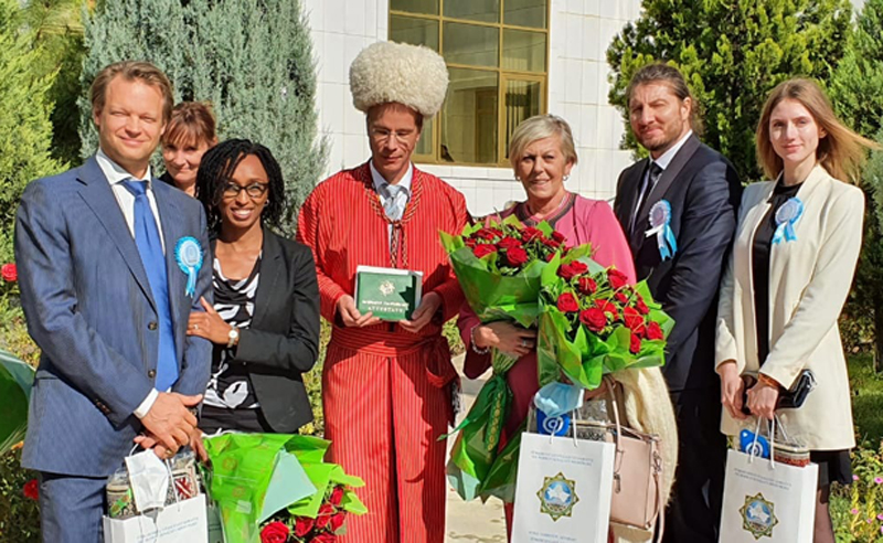 Mc Aesthetics Innovations Award for Turkish President; High Level Aesthetic and Burn Center Honored