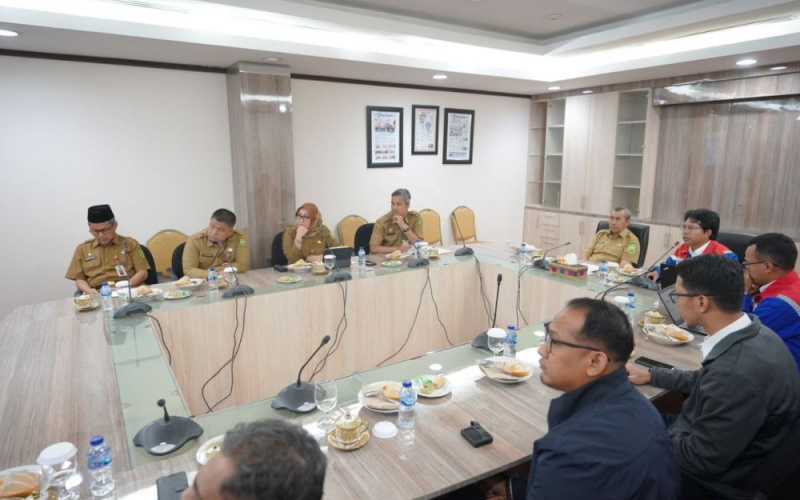 Bahas Buffer Zone, Gubernur Riau Terima Audiensi GM RU II Dumai
